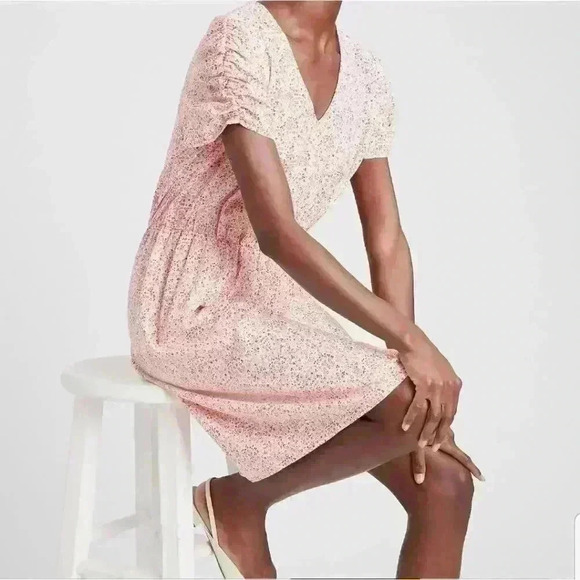 Banana Republic Puff-Sleeve Fit-And-Flare Dress - Picture 1 of 12